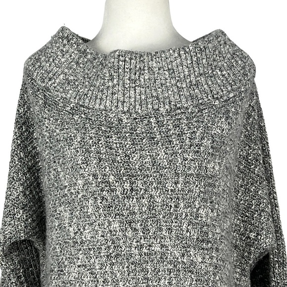 NEW WITH TAGS EXPRESS‎ OFF SHOULDER HEAVY KNIT SWEATER - Picture 2 of 11